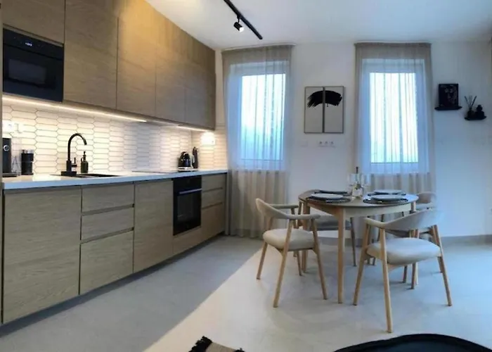 Helikon アパート *