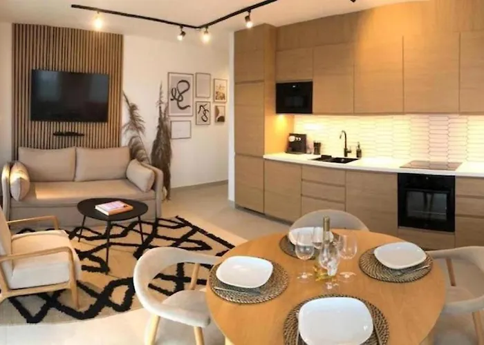 Helikon アパート ケストヘイ