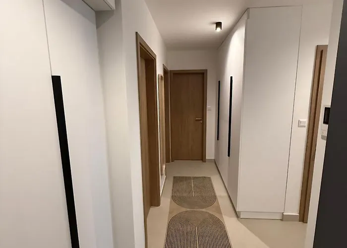 Helikon Apartamento *